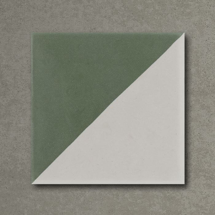 Magic Triangle Green 2